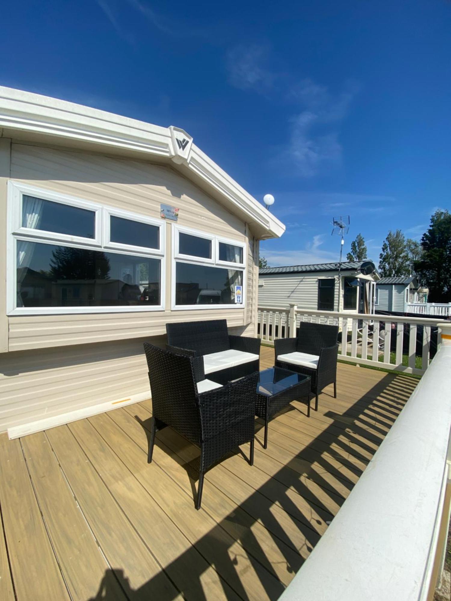 8 Bed Sun Decked Caravan Unlimited High Speed Wifi And Fun At Seawick Holiday Park Clacton-on-Sea Ngoại thất bức ảnh